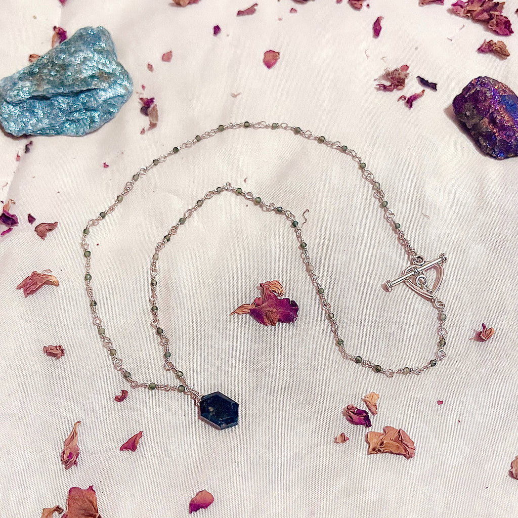 Earthbound Bloom | Green Moss Agate Necklace