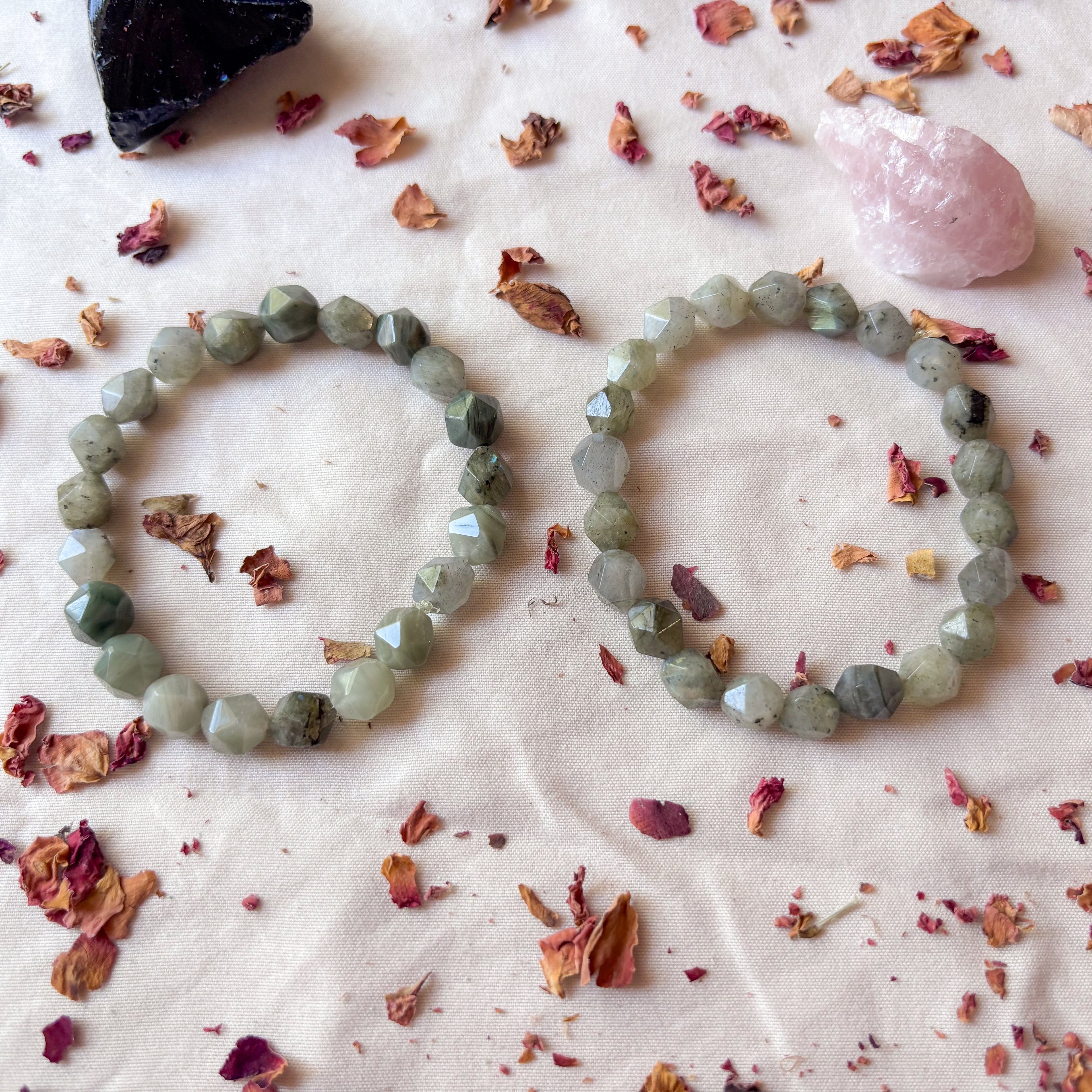 Grey Labradorite Star Cut Stretch Bracelet | Crystal Enchantress